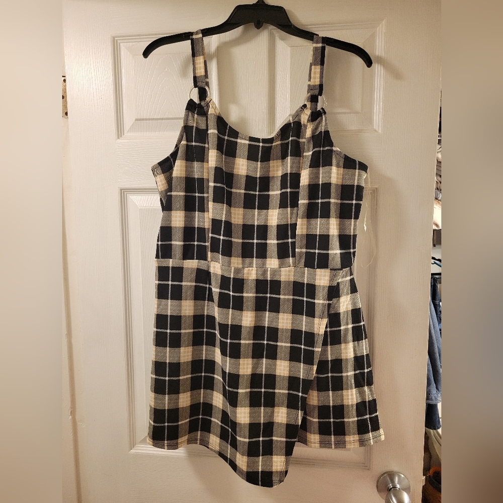 No Boundaries Black & Cream Plaid Sleeveless Romper Dress Size XXL